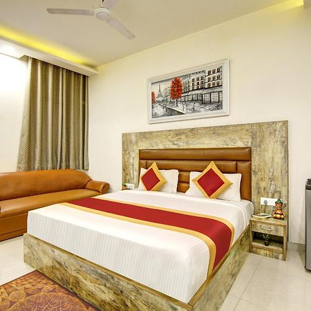 Gracious By Vishesh Hotels & Home Stay Нью-Делі Екстер'єр фото