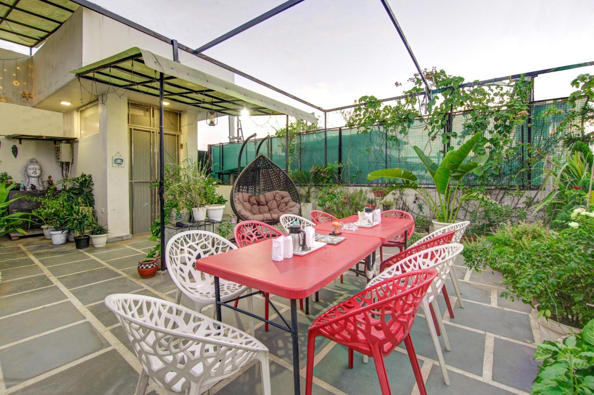 Gracious By Vishesh Hotels & Home Stay Нью-Делі Екстер'єр фото