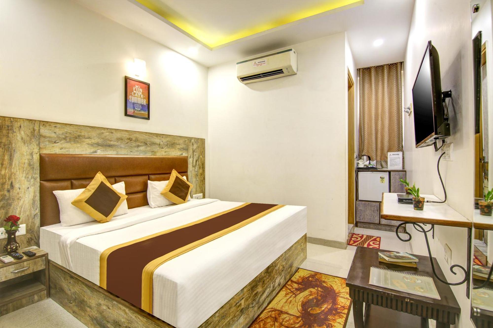 Gracious By Vishesh Hotels & Home Stay Нью-Делі Екстер'єр фото