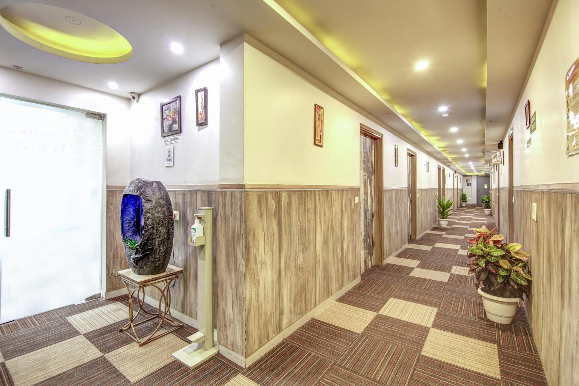 Gracious By Vishesh Hotels & Home Stay Нью-Делі Екстер'єр фото